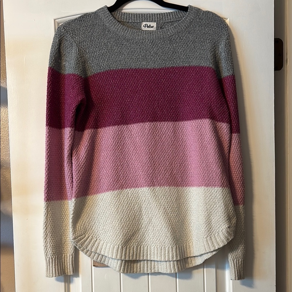 Pulse Gray and Pink Crew Neck Sweater with Ribbed Detailing